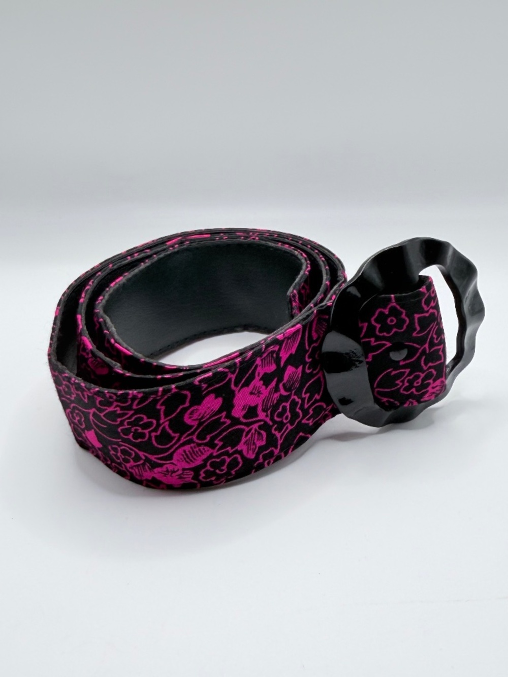 Vintage Black & Hot Pink Floral Print Belt Retro Y2K Whimsigoth Streetwear